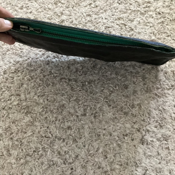 Vintage JNBY Clutch(free with $15 purchase) - Picture 3 of 11